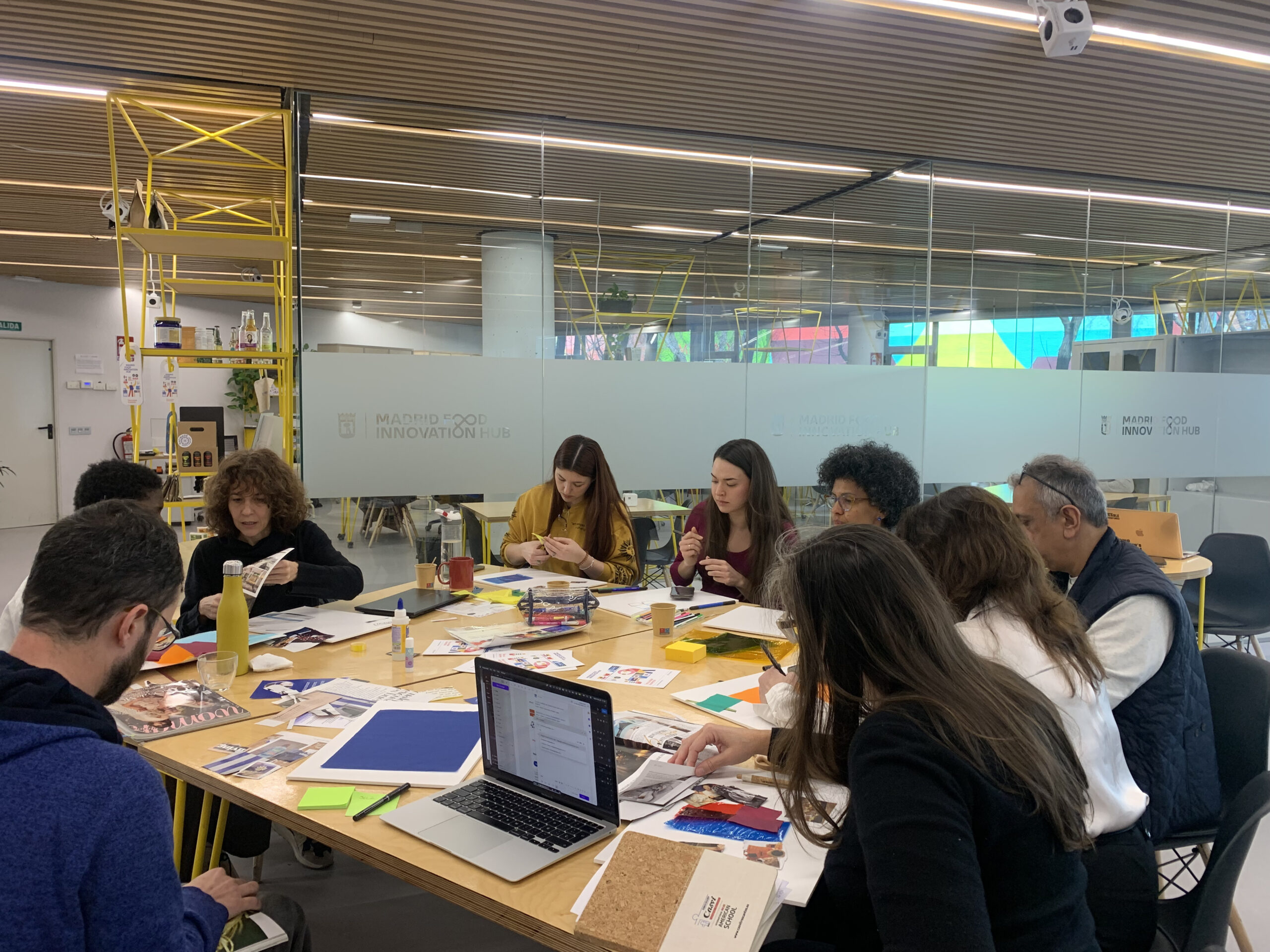workshop_MFIH_branding en trabajo de moodboard