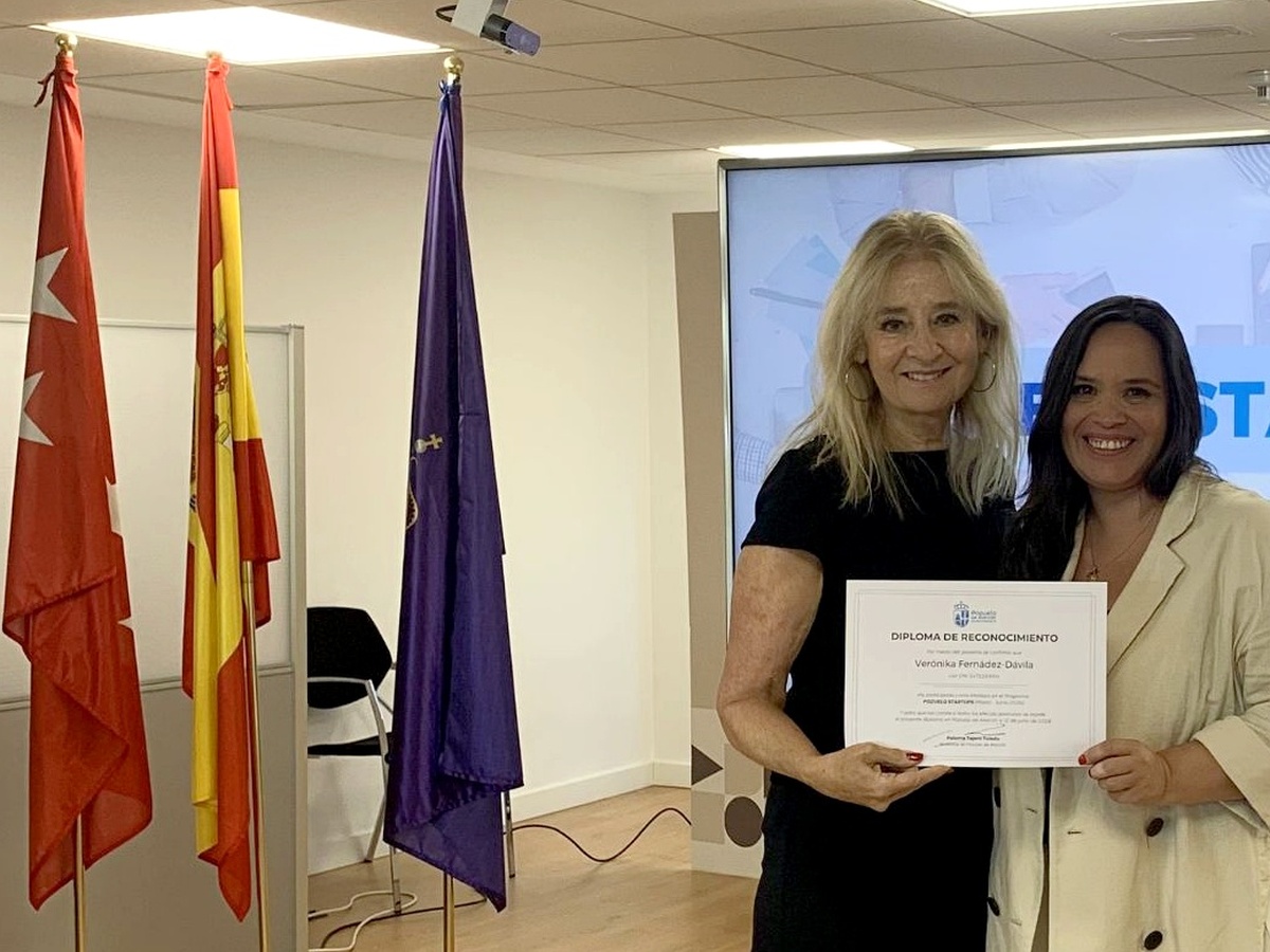 Verónika Fernández-Dávila mentora de Pozuelo Startups junto a Susana Penedo, Concejal de Comercio, Empleo y Desarrollo Empresarial del Ayuntamiento de Pozuelo de Alarcón.
